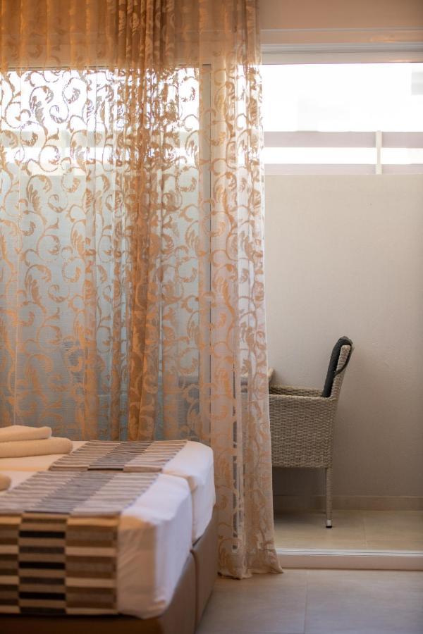 Sithonia Suites Luxury 2 Beds Studio, Semi-Ground Floor Nikiti  Exterior photo